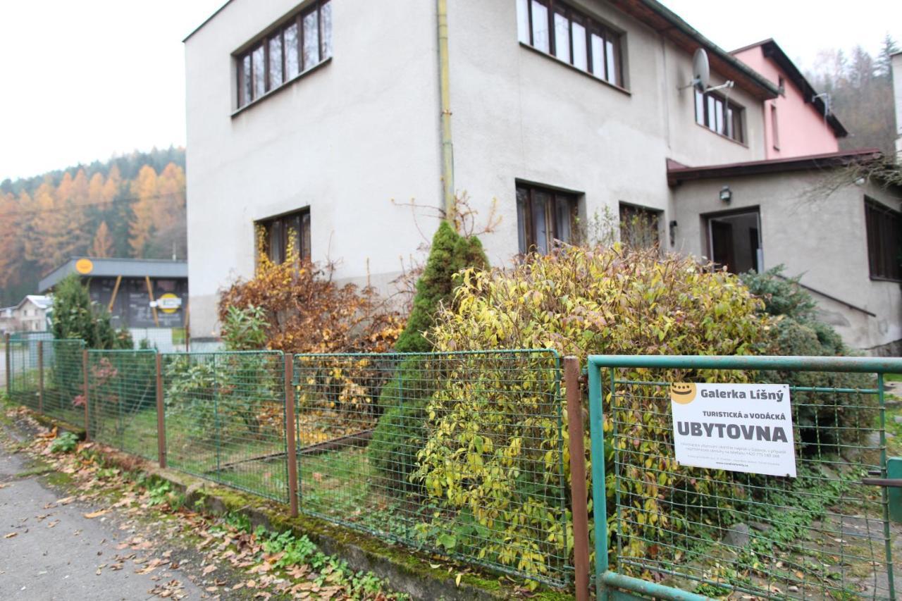 Hotel Galerka Lisny Exterior foto